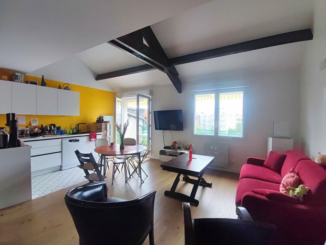 ROMAINVILLE DUPLEX AUTHENTIQUE 6 PIECES ROMAINVILLE METRO CARNOT 2