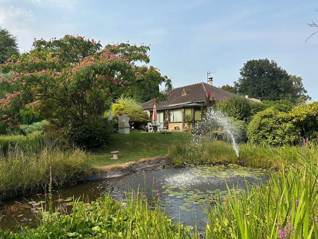 REMALARD Pavillon avec parc arboré unique à Remalard en Perche 5 pièce(s) 100 m2 1