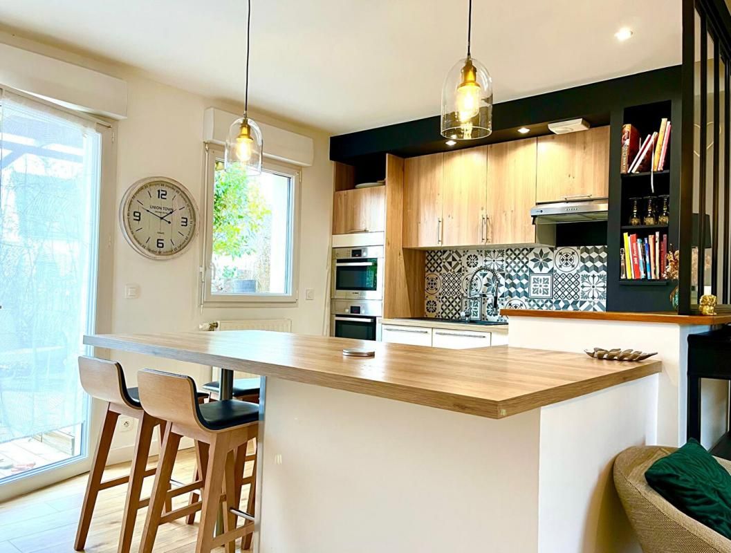 SAINT-BARTHELEMY-D'ANJOU Maison 5 pièce(s) 85 m2 3
