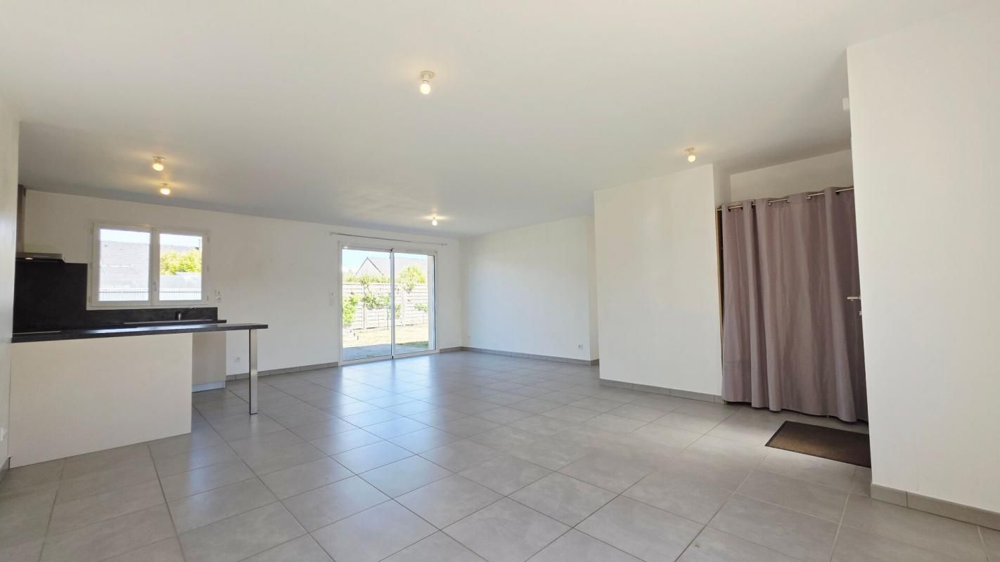 LE SUBDRAY LE SUBDRAY MAISON RECENTE DE 105.5M² 5 PIECES 4 CHAMBRES GARAGE 3