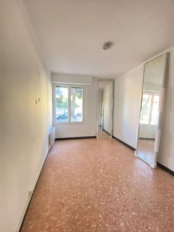 MONTPELLIER Studio T1 dans une résidence calme et bien entretenue 2