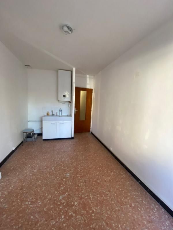MONTPELLIER Studio T1 dans une résidence calme et bien entretenue 3