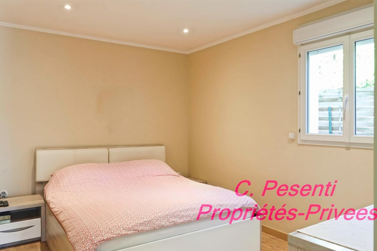 SAINT-THIBAULT-DES-VIGNES Maison Saint Thibault Des Vignes 2 pièce(s) 60 m2 + chalet 24 m² 4