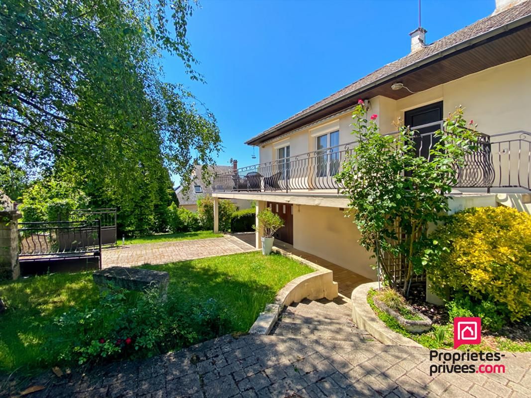ETAULE Proche Avallon Maison avec jardin rénovée 1