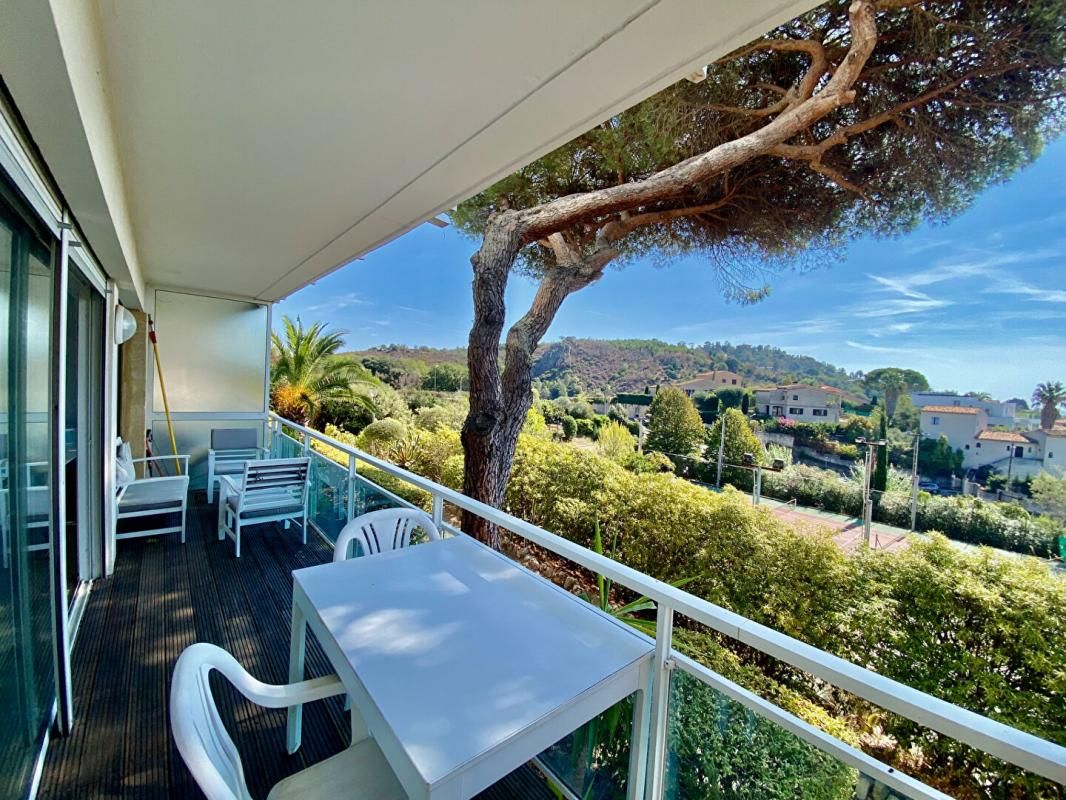LE CANNET LE CANNET -  Appartement 3 Pièces  - Vue mer 2