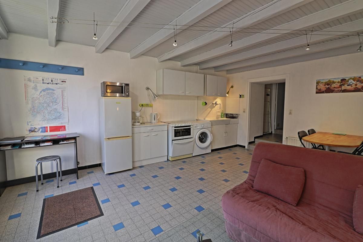 PRINGY Appartement T2 44.91 m² + combles 60 m² environ 3