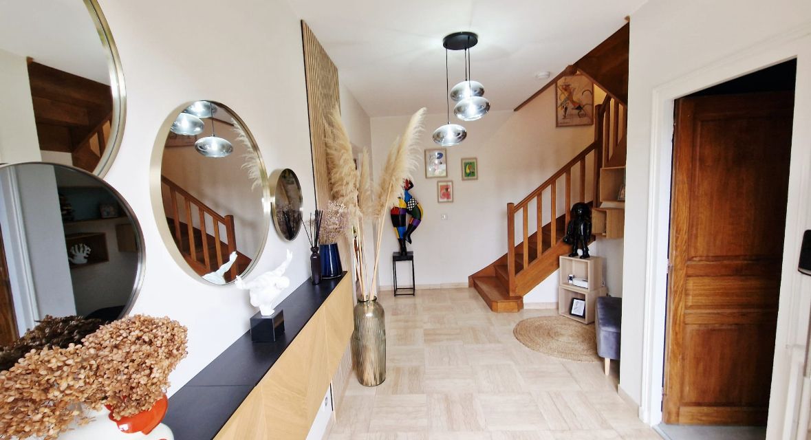 AMIENS MAISON DE 125m2, 4 chambres , garage et jardin  Quartier Amiens SUD 1