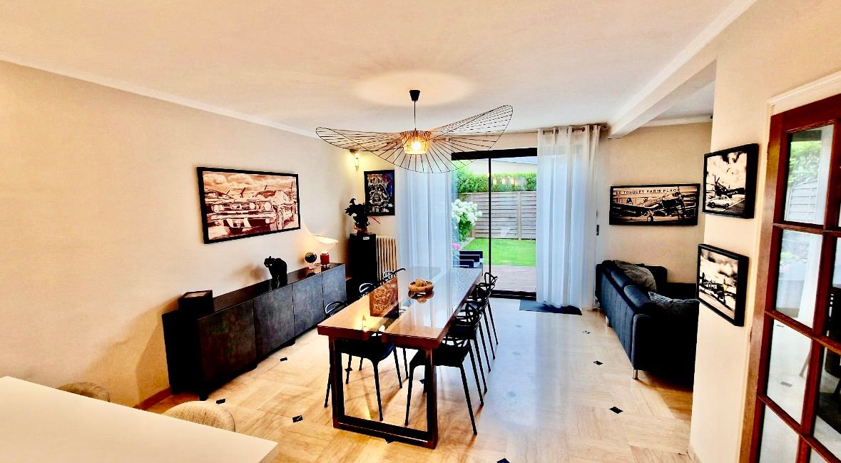 AMIENS MAISON DE 125m2, 4 chambres , garage et jardin  Quartier Amiens SUD 3