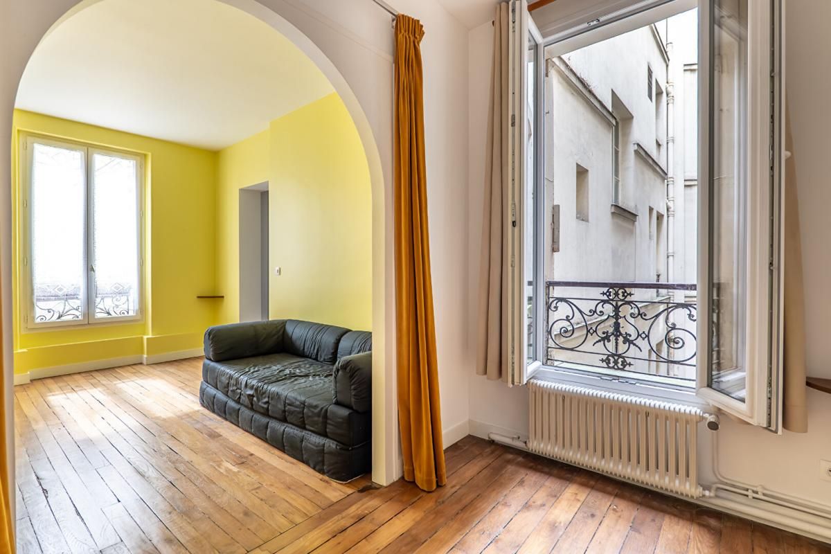 PARIS-18E-ARRONDISSEMENT Appartement 2 pièces 2