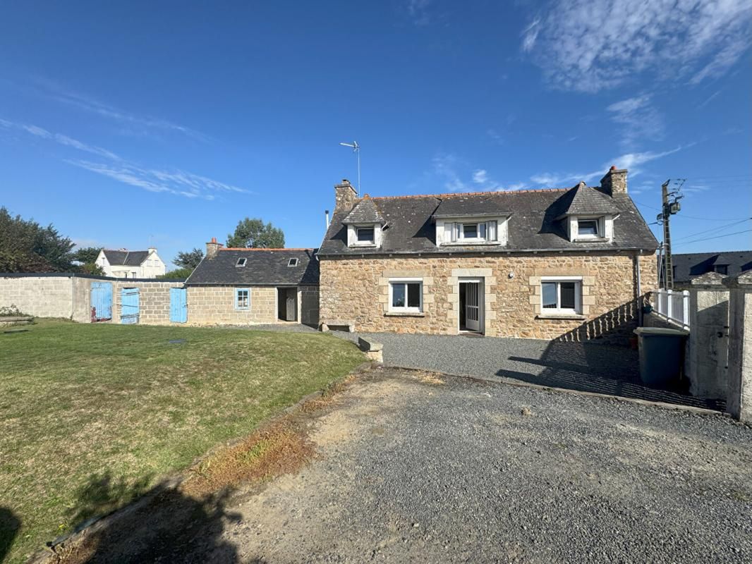 PLEUBIAN Maison Pleubian 4 pièce(s) 93 m2 1