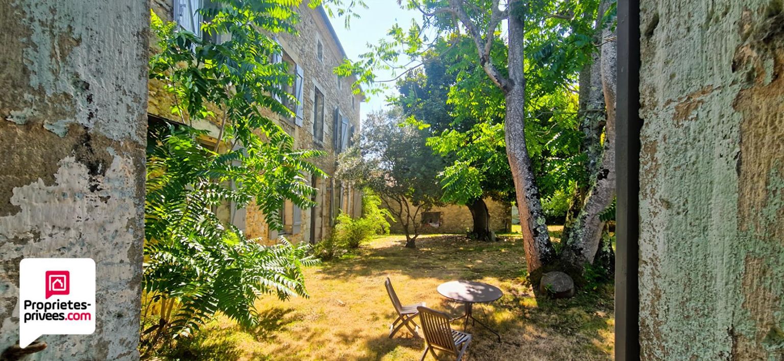 BAZAS Superbe maison de maître 520 m2 - 8 chambres - Dépendances - Piscine 4