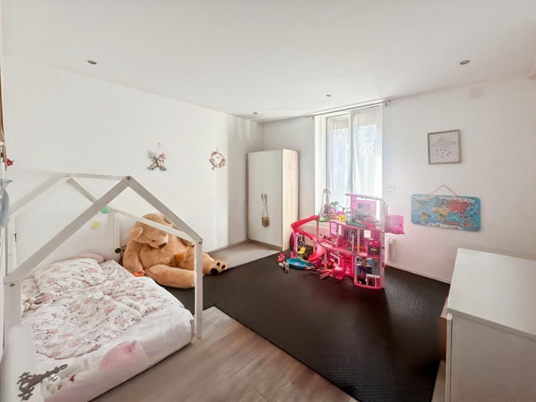 CHARLEVILLE-MEZIERES Maison rénovée 100 m² + jardin + domotique ? Quartier Mohon 4