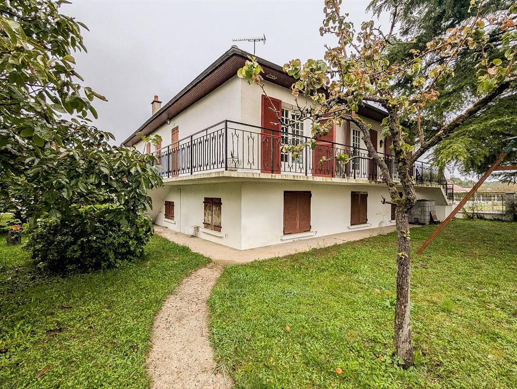 LIEUX UNIQUES ® PROPRIÉTÉS PRIVÉES PROPOSE MAISON SUR DEUX NIVEAUX DE 148.55 M² TERRAIN DE 863 M² À SELLES-SUR-CHER