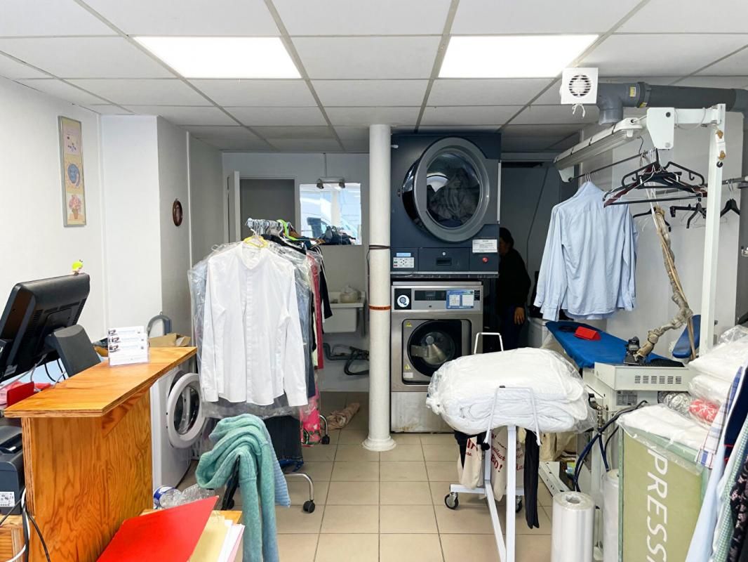 PARIS-11E-ARRONDISSEMENT À vendre - Fonds de commerce Pressing - Paris 11? (Mandat exclusif) 2