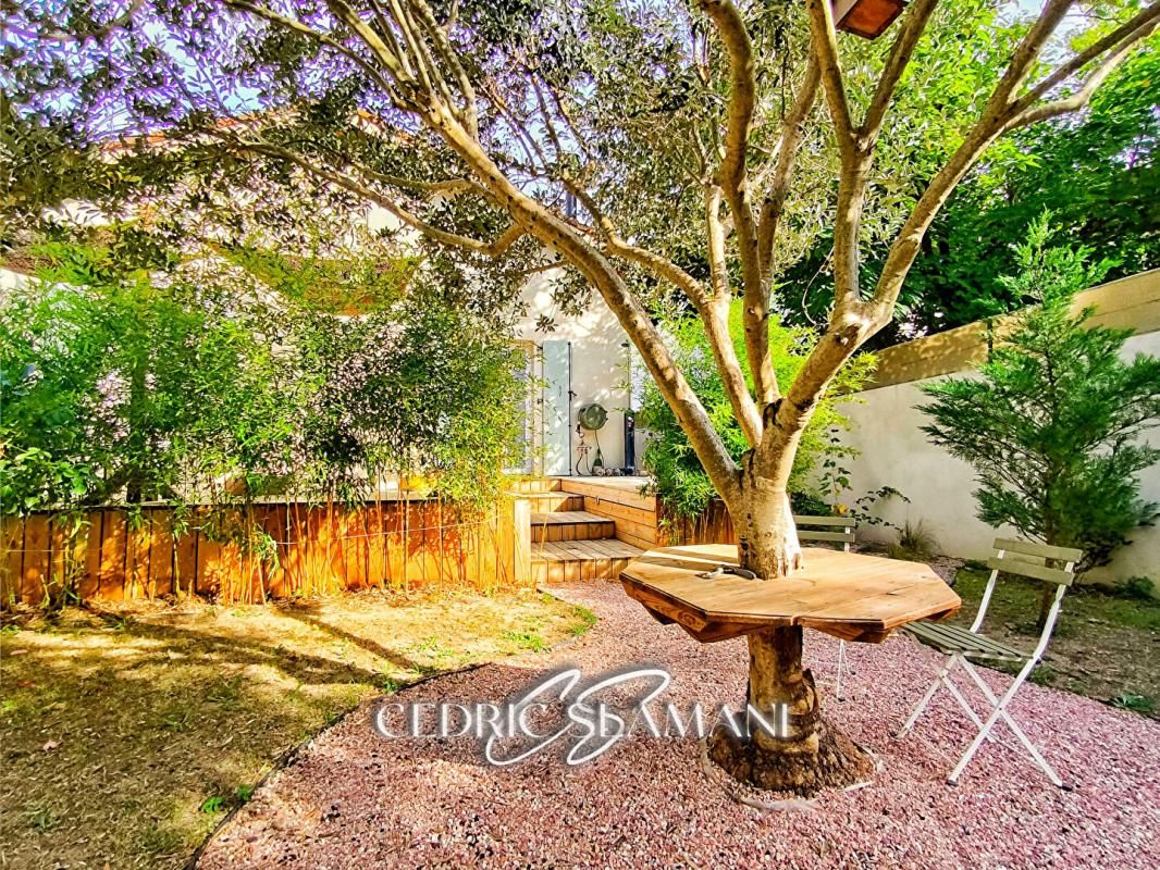 CARCASSONNE MAISON PLAIN PIED 70 M2, 2 CHAMBRE, CUISINE AMERICAINE, SALON CATHEDRALE, SALLE D EAU, WC, JARDIN, GARAGE 1