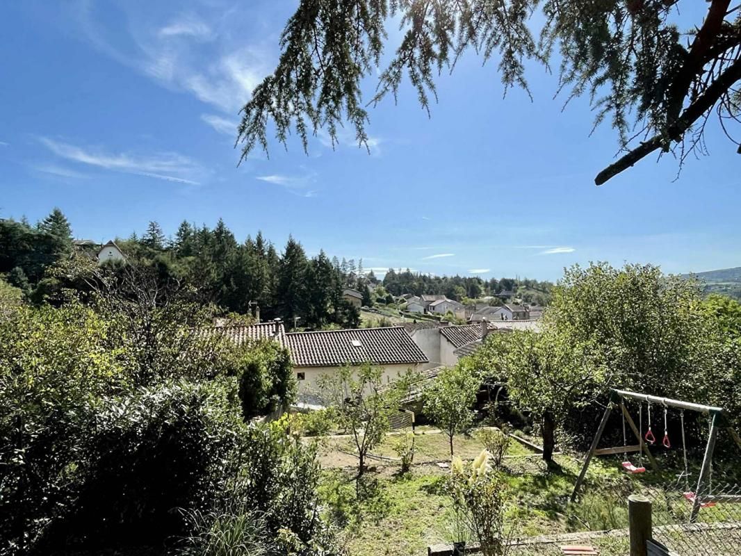 BOEN-SUR-LIGNON Maison Boen 5 pièces 126 m2 1