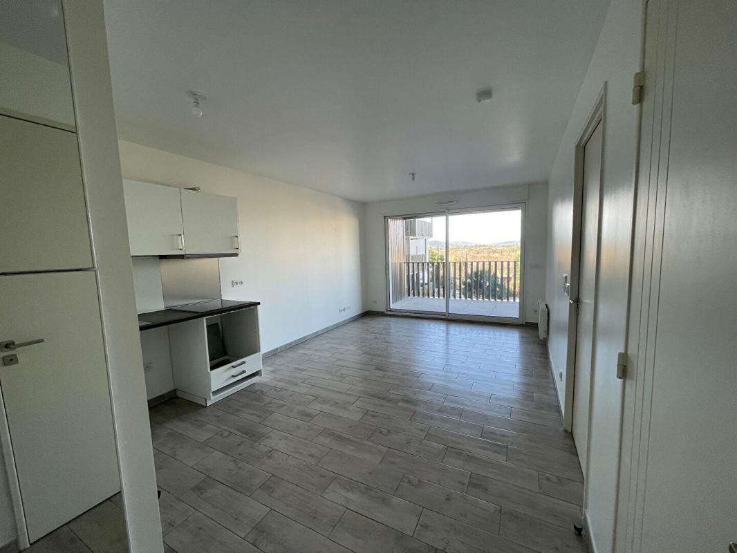 HYERES Nature, Plage et Piscine - T2 récent + parking - Hyères (83400) 3