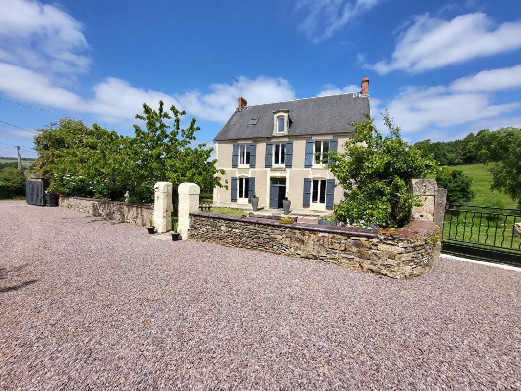 VILLERS-BOCAGE Maison Villers Bocage 8 pièce(s) 198 m2 1