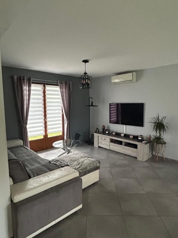 CREPY-EN-VALOIS Maison  5 pièce(s) 92 m2 NANTHEUIL LE HAUDOUIN 2