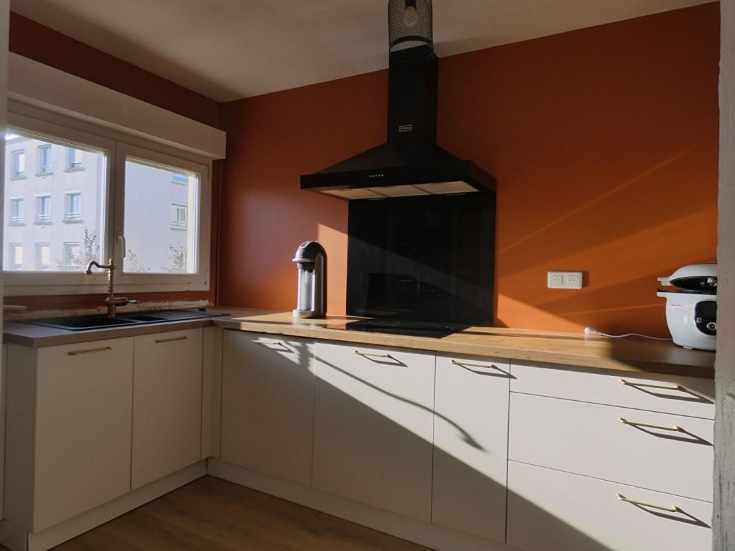 CHALON-SUR-SAONE Appartement Chalon Sur Saone 3 pièce(s) 72.60 m2 1