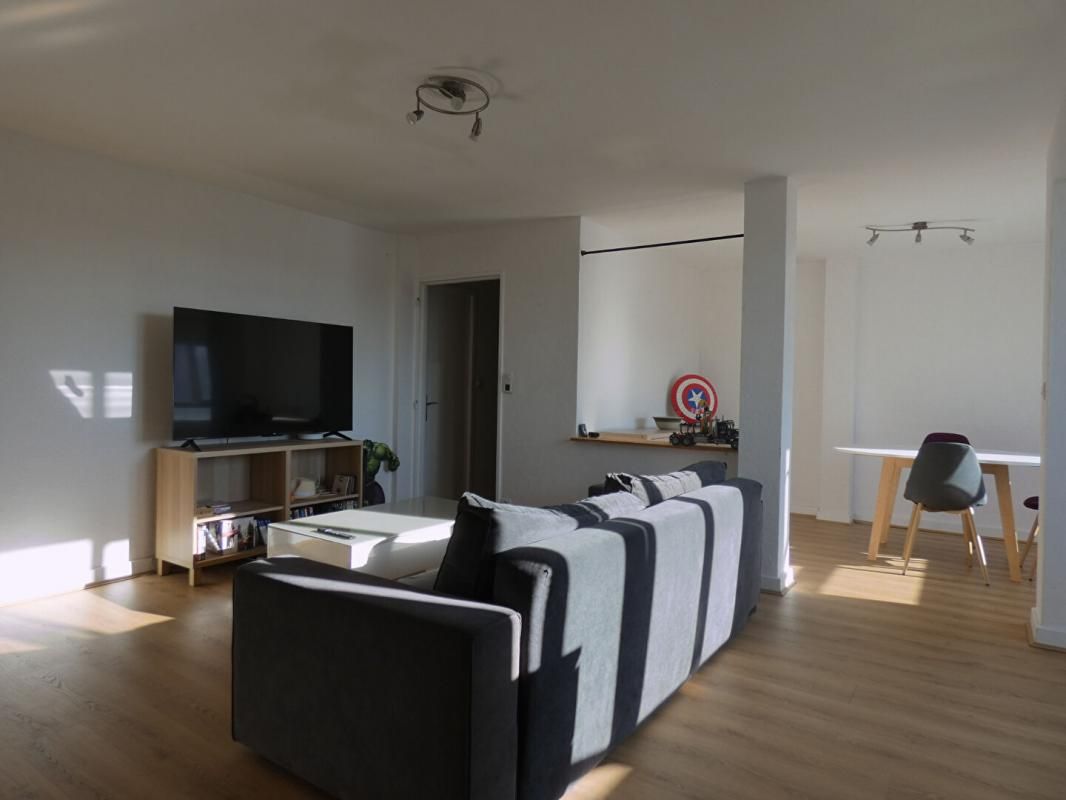 CHALON-SUR-SAONE Appartement Chalon Sur Saone 3 pièce(s) 72.60 m2 4