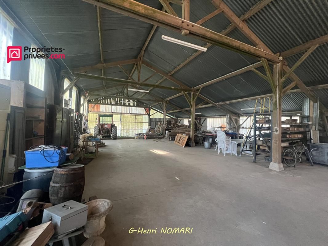 JANZE JANZE - Longère 12 pièce(s) de 300 m2 - 1,6 hectare de terrain 4