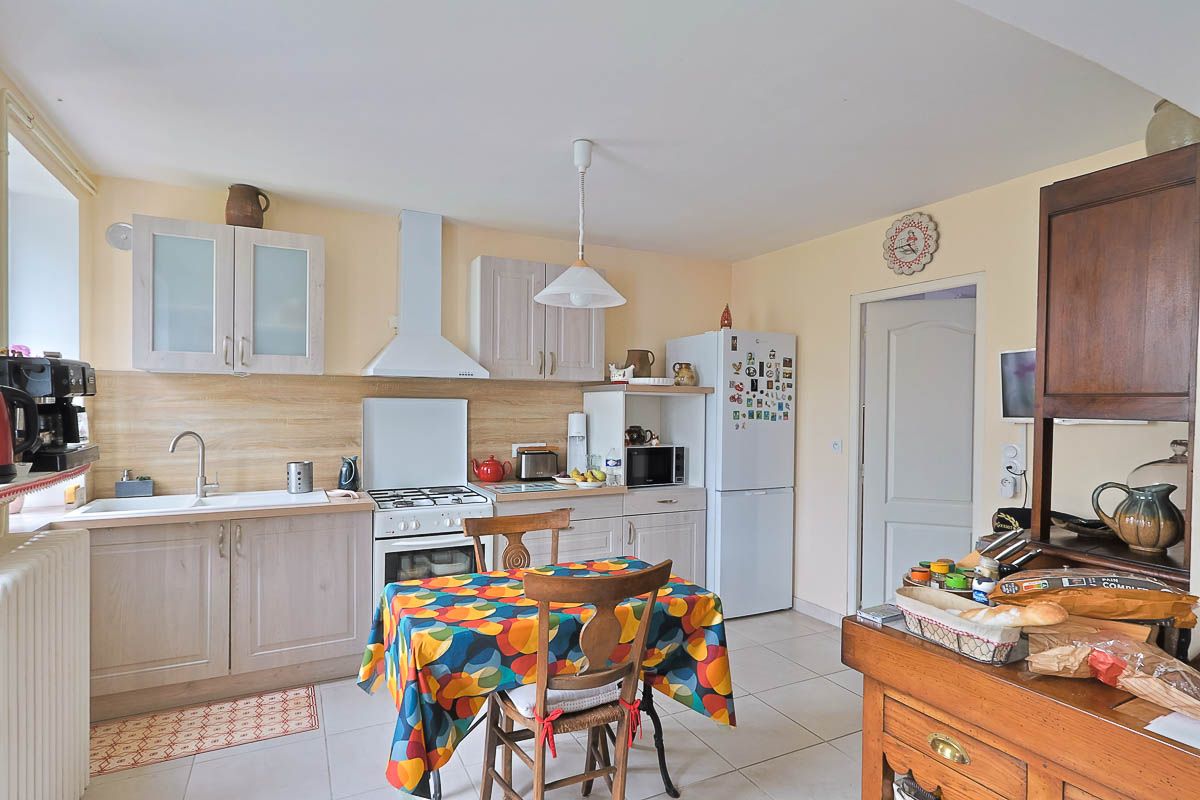 VIERZON Maison Vierzon 4 pièce(s) 93 m2 2