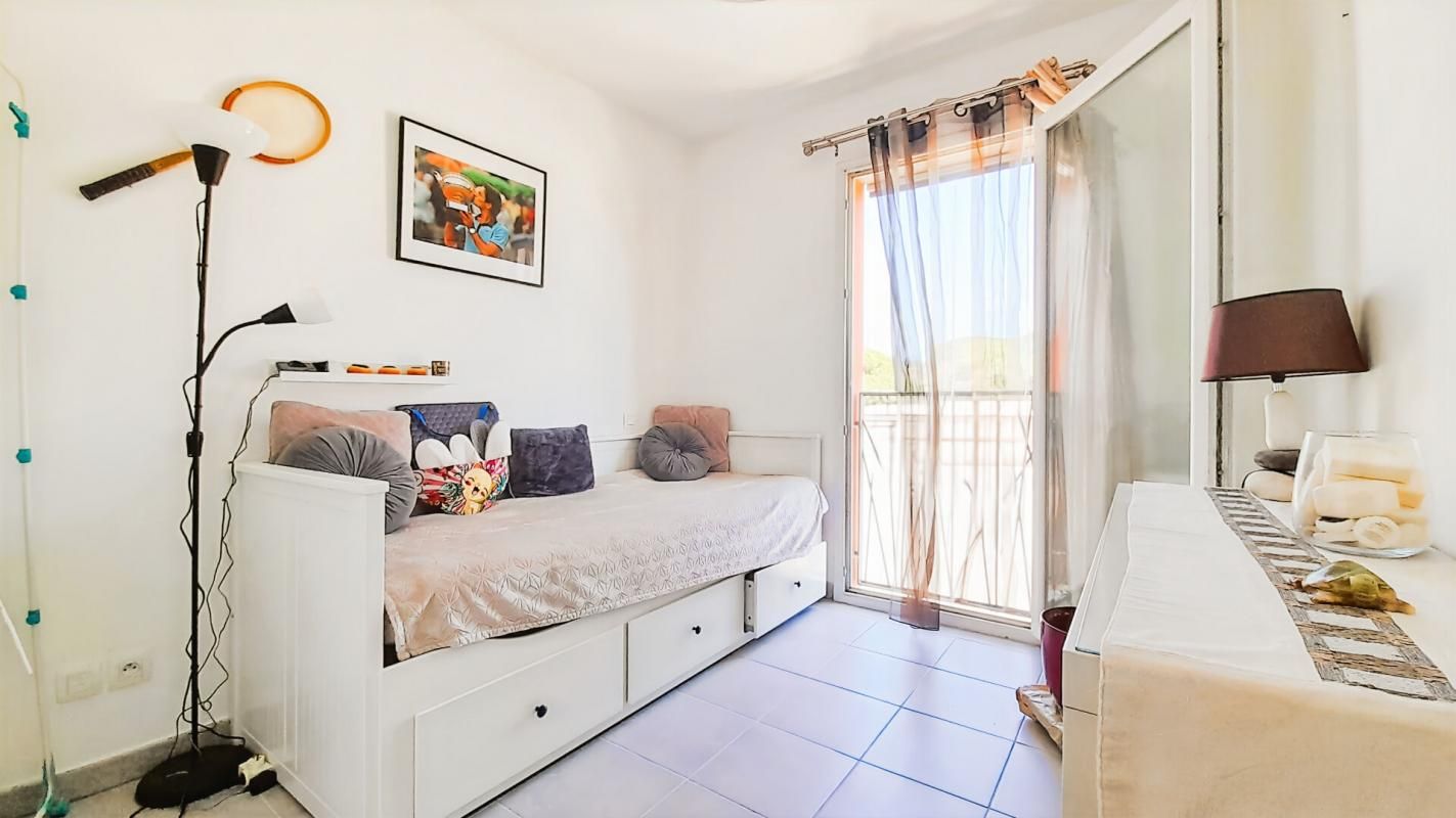 FREJUS Appartement Frejus 3 pièce(s) 57 m2 4