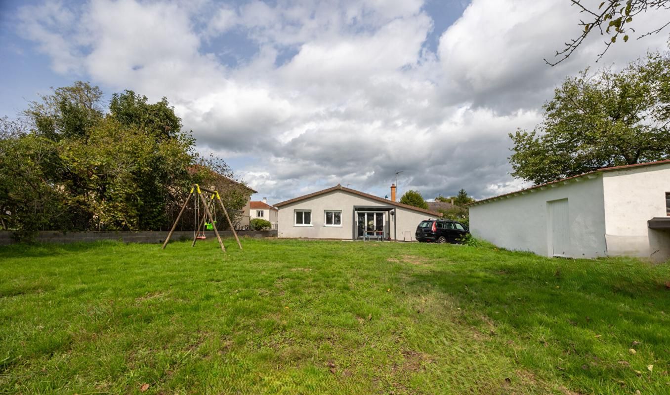 BRIENNON Charmante villa de plain-pied sur un terrain de 1030m² 2