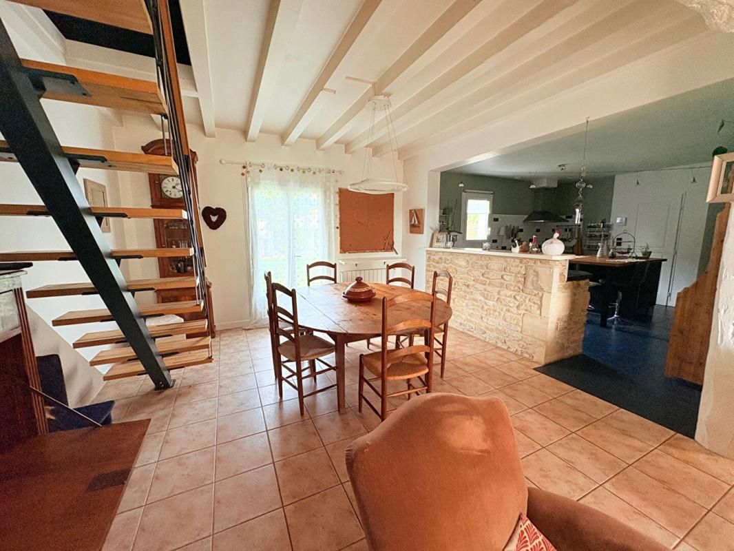 ANGOULEME EXCLUSIVITE Maison de  156 m2  5 chambres 3