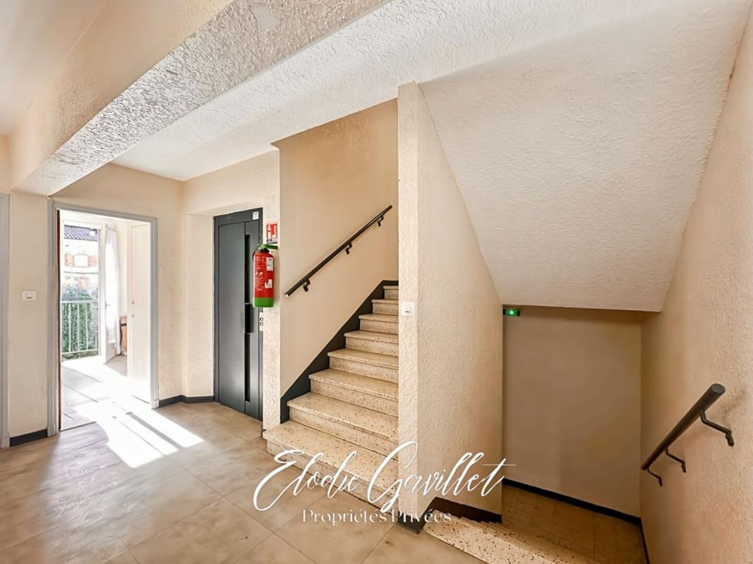 RENNES-LES-BAINS Studio Rennes Les Bains vue rivière 12 m² 4