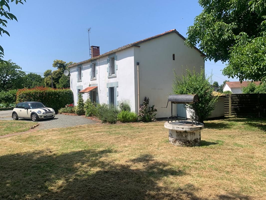 MENOMBLET Maison Menomblet 5 pièce(s) 124 m2 1