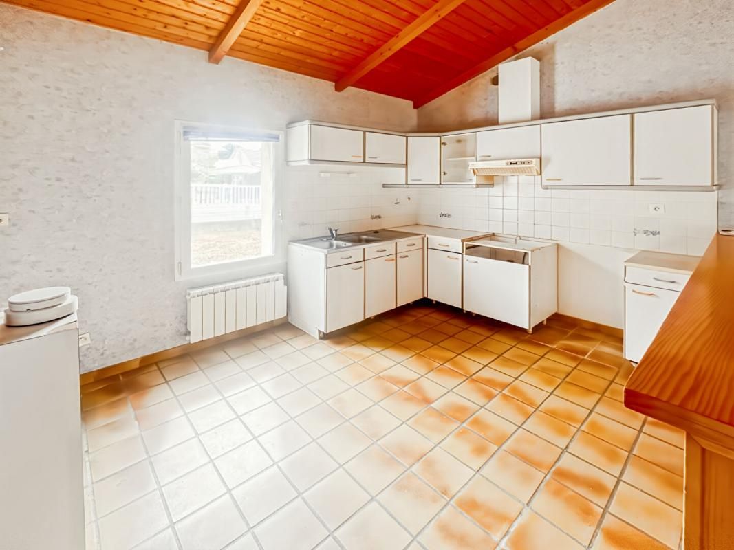 SAINT-BREVIN-LES-PINS Maison Saint Brevin Les Pins 5 pièce(s) 98.50 m2 3