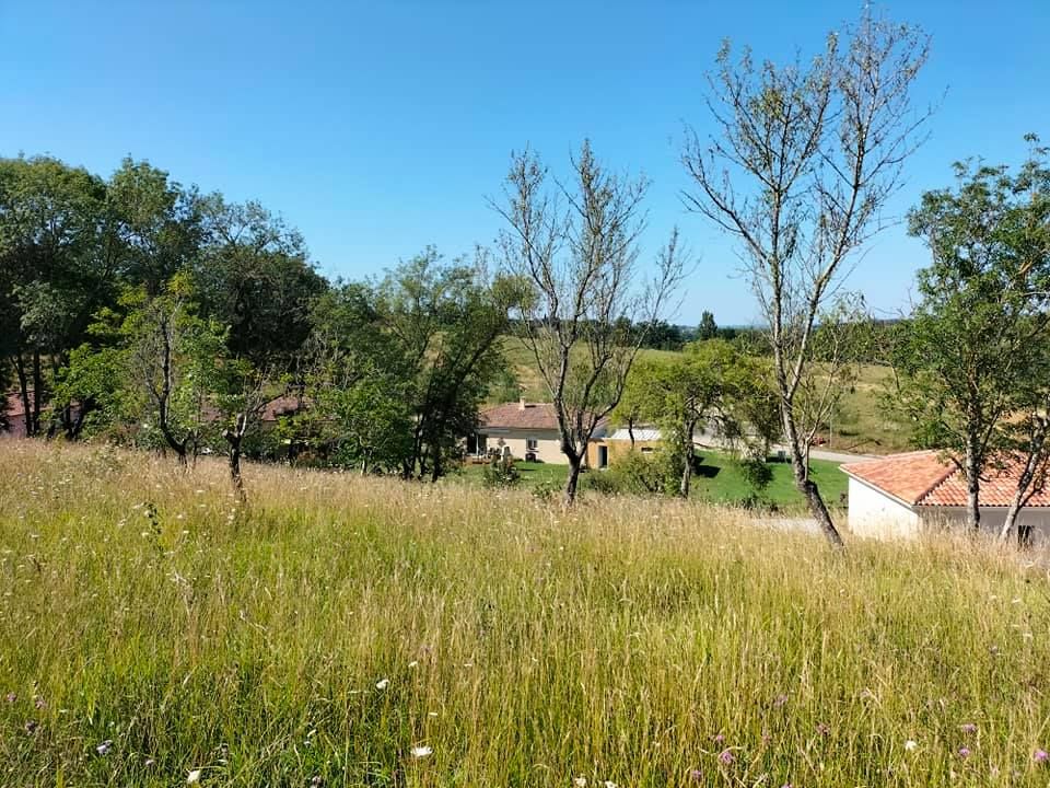 MAUVEZIN Terrain constructible Mauvezin(32120) 952m² 4