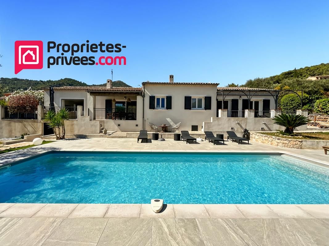 TOURRETTE-LEVENS Charmante villa de plain-pied, 4 chambres, piscine . Tourrette-Levens 2