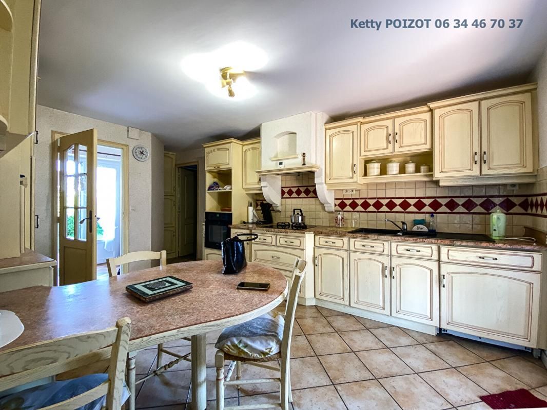 THOUARE-SUR-LOIRE Nouveau Maison Thouaré Sur Loire 7 pièce(s) 116 m2 4