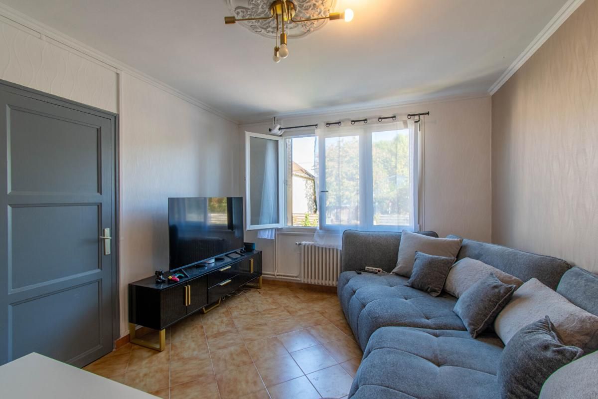 VIERZON Maison Vierzon 4 pièce(s) 79 m2 2