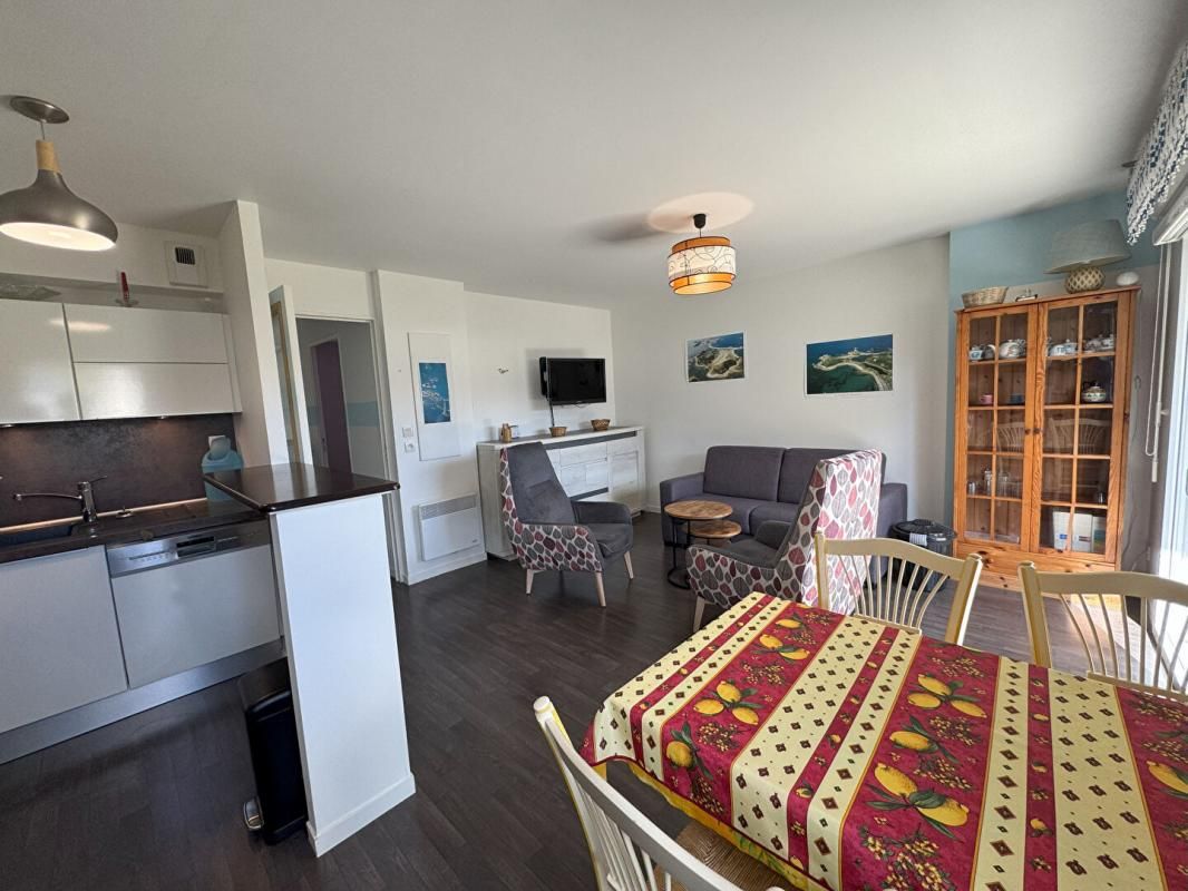 PLEUBIAN Un pied-à-terre pratique et meublé au coeur de Pleubian 2