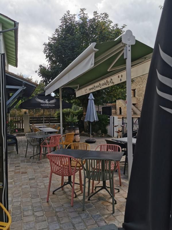 SAINT-SAUVEUR SAINT SAUVEUR - RESTAURANT 100 COUVERTS , TERRASSE FONDS DE COMMERCE) 3