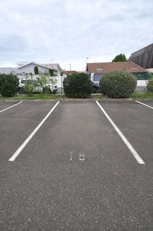 ARCACHON PARKING PRIVE ET SECURISE A AIGUILLON 1