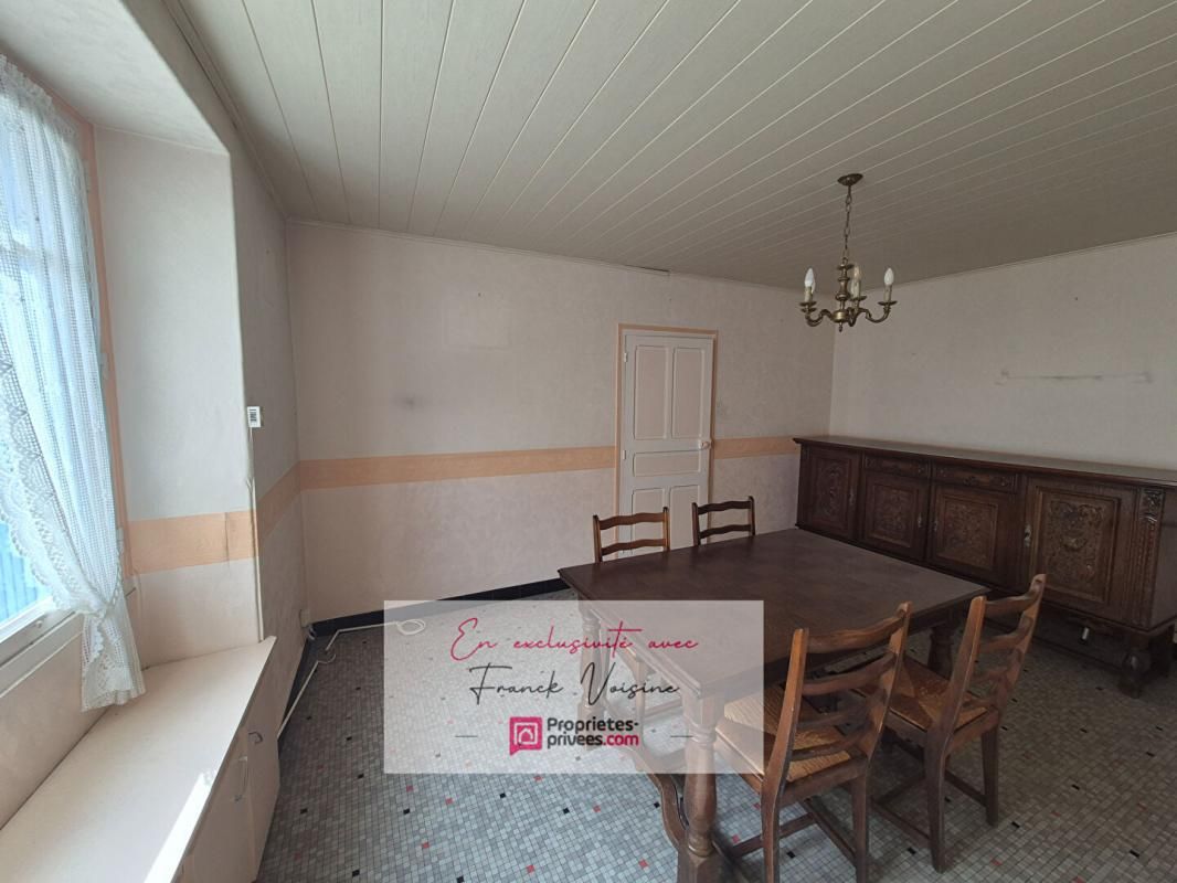 LE BOUPERE A VENDRE en Exclusivité au Boupère, Maison de bourg de 91 m2 env avec 2 chambres et 1 grenier sur une parcelle de 187 m2 4