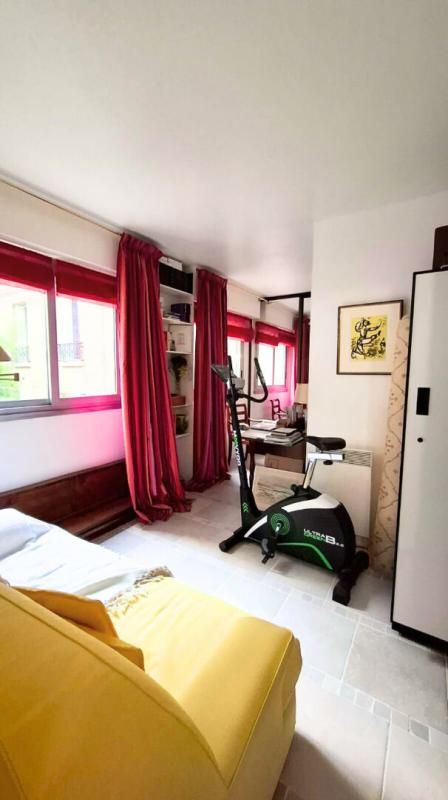 PARIS-15E-ARRONDISSEMENT Grand 3 pièces de 94 m² ? Quartier résidentiel et calme ? Paris 15e 4