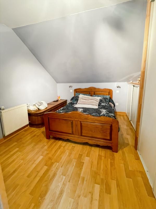 LA CELLE À vendre. Maison de village 71m2 rénovée avec charme et authenticité 86 500 2