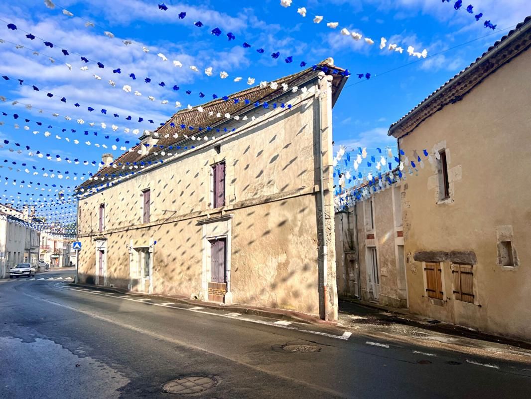 TOCANE-SAINT-APRE Maison avec fort potentiel Tocane St Apre 104 m2 2