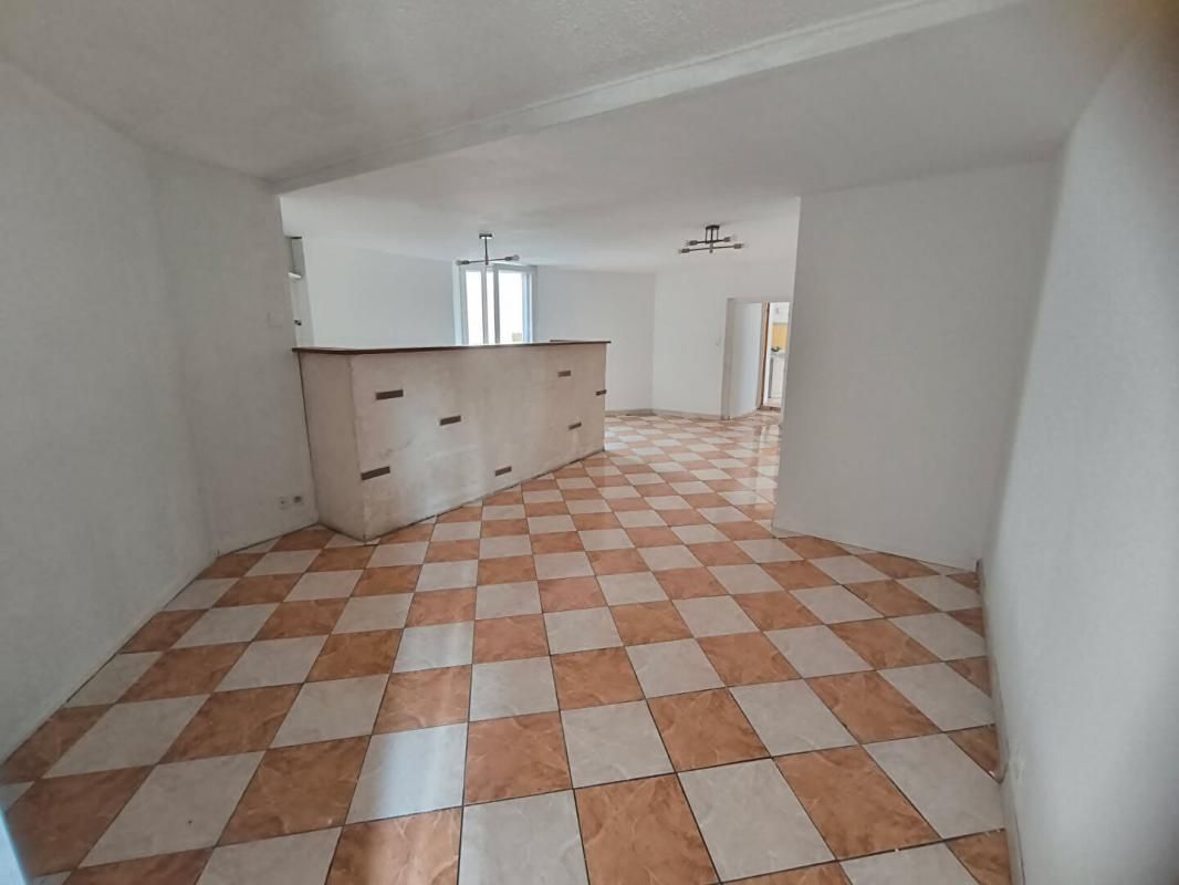 TOCANE-SAINT-APRE Maison avec fort potentiel Tocane St Apre 104 m2 3