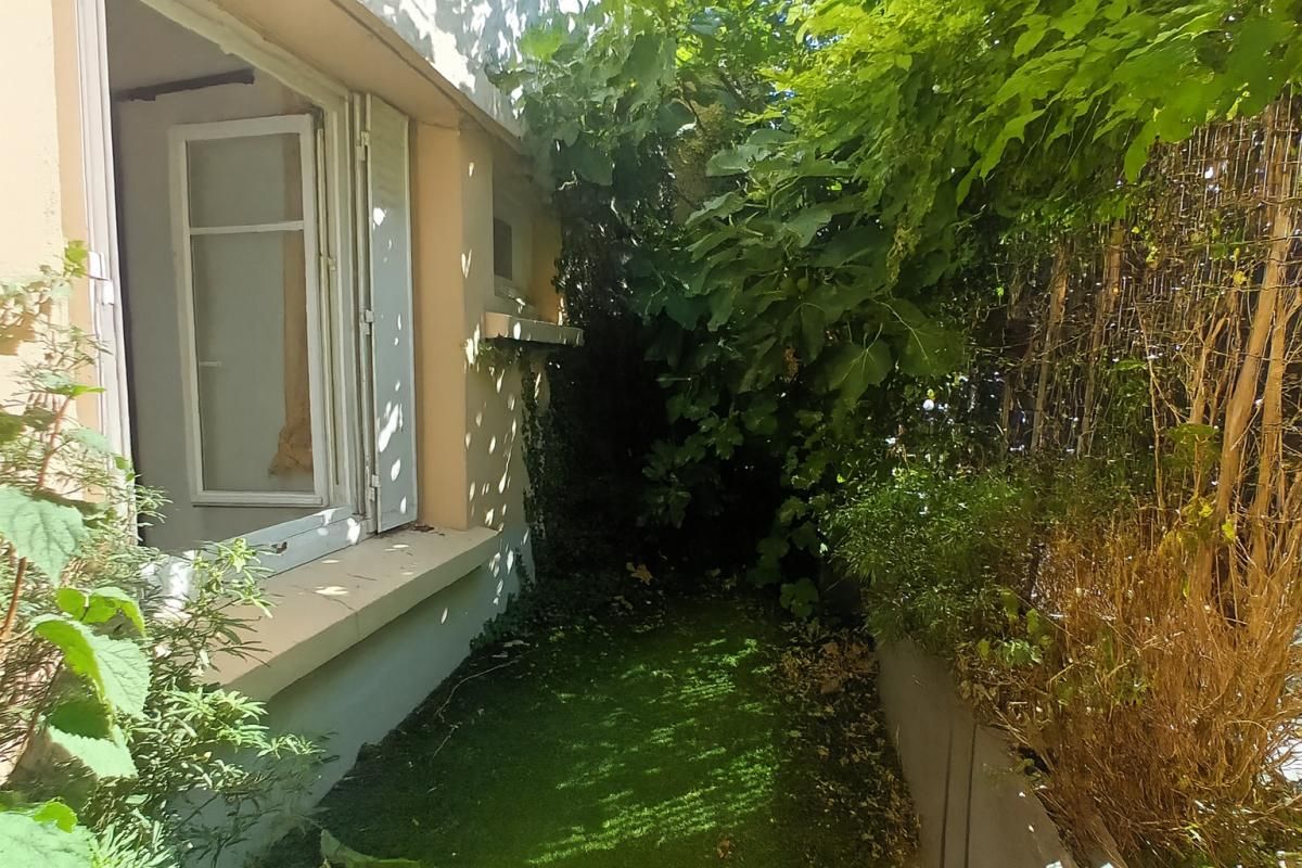 LES LILAS Appartement Les Lilas 1 pièce(s) 28.60 m2 1