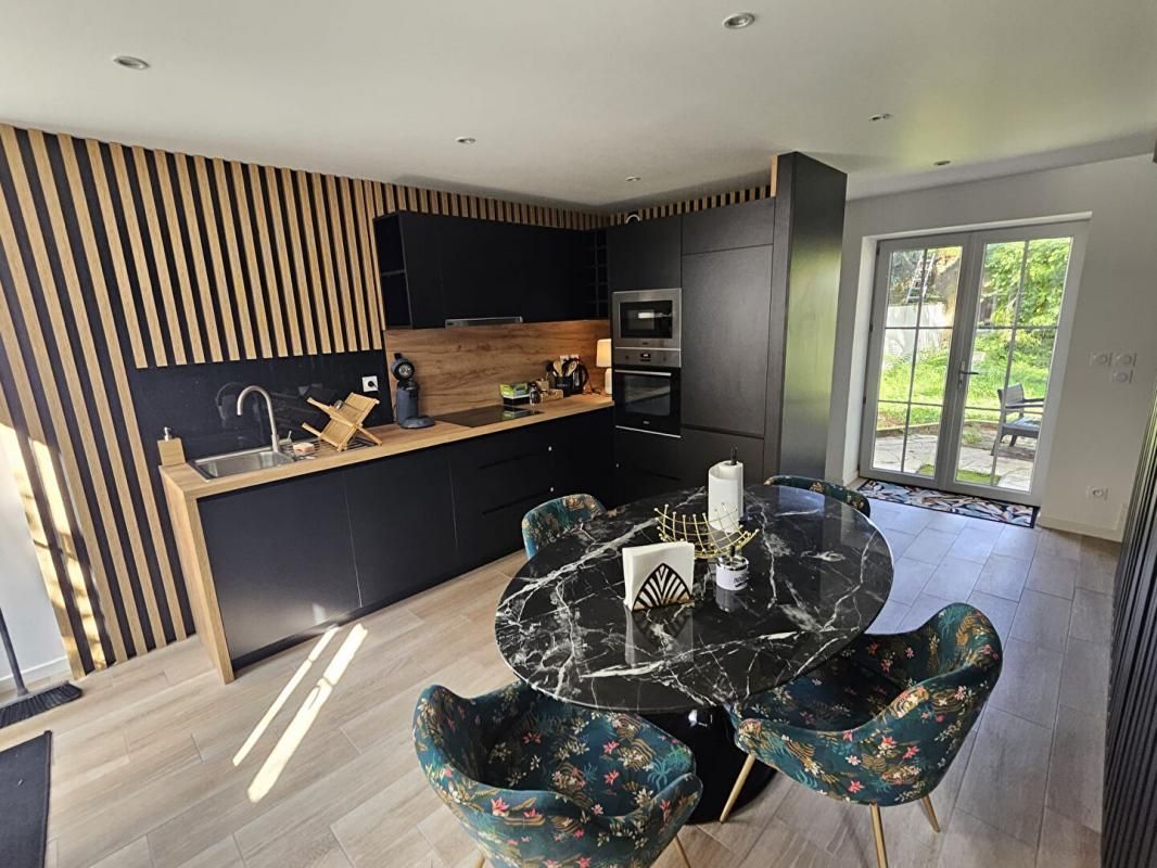 DIJON Maison Dijon T6 140 m2 3