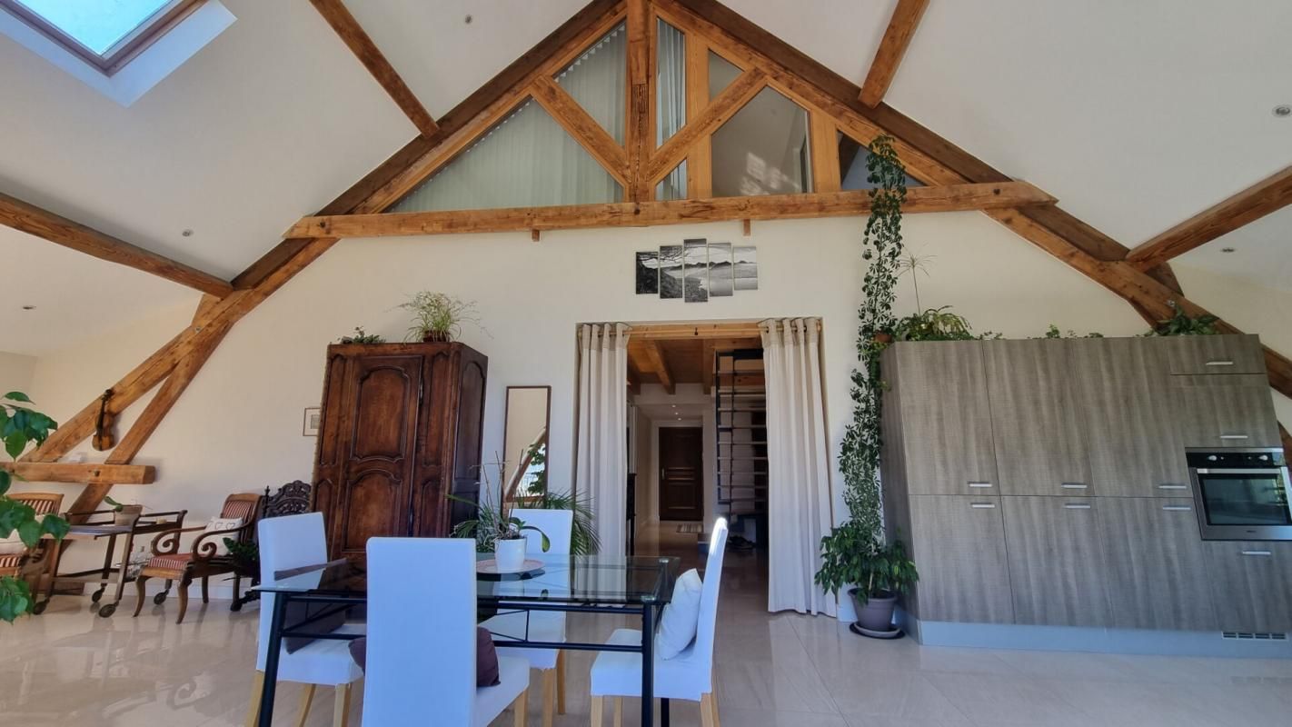 DOUSSARD Appartement Doussard 4 pièces duplex 132.61 m2 3