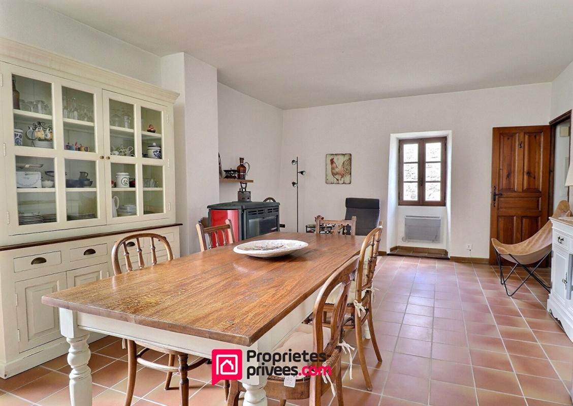 UZES UZES, 7km, Maison de village restaurée 4