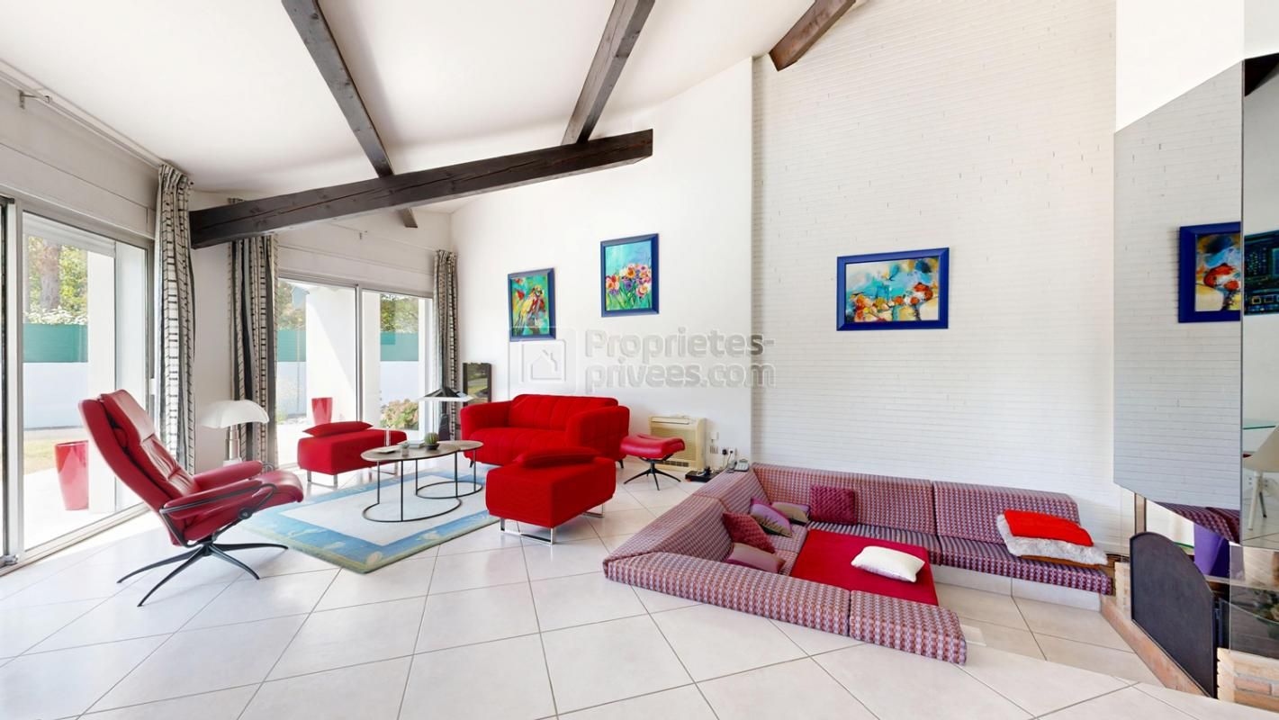 FENOUILLET Maison contemporaine à Fenouillet 6 pièce(s) 196 m2 2
